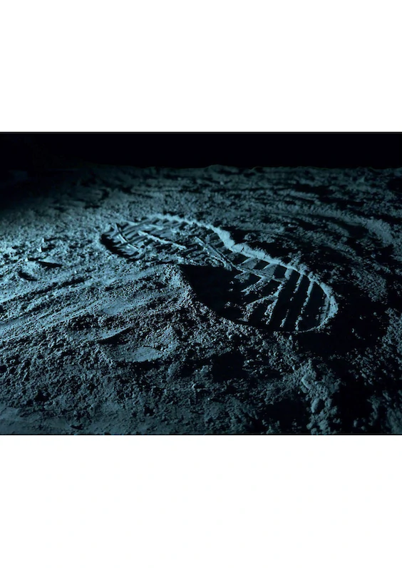 Main Shot: Photograph of the built model scene (based on the visual aesthetics of “A Space Odyssey”, directed by Stanley Kubrick, UK/USA, 1968)